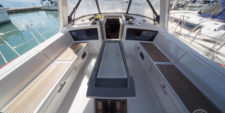 Beneteau Oceanis 48