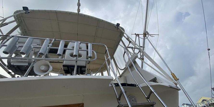 Hatteras 46CB