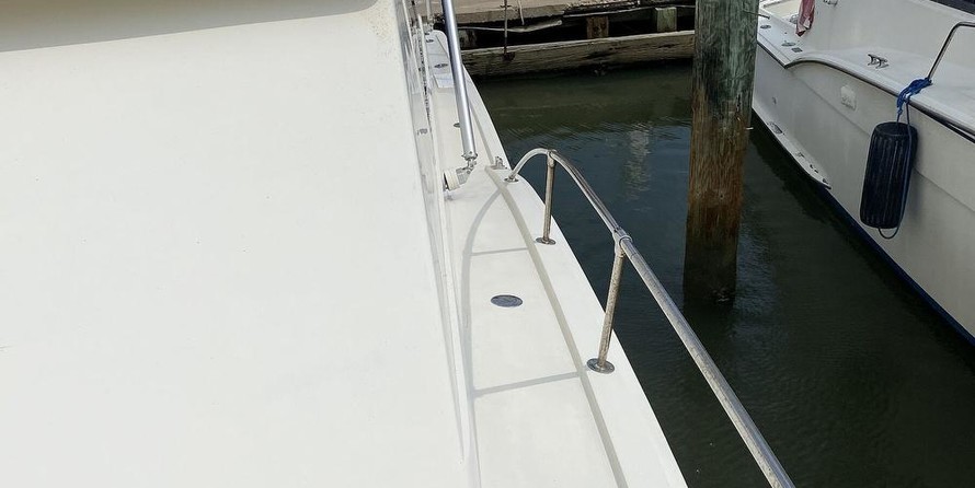 Hatteras 46CB
