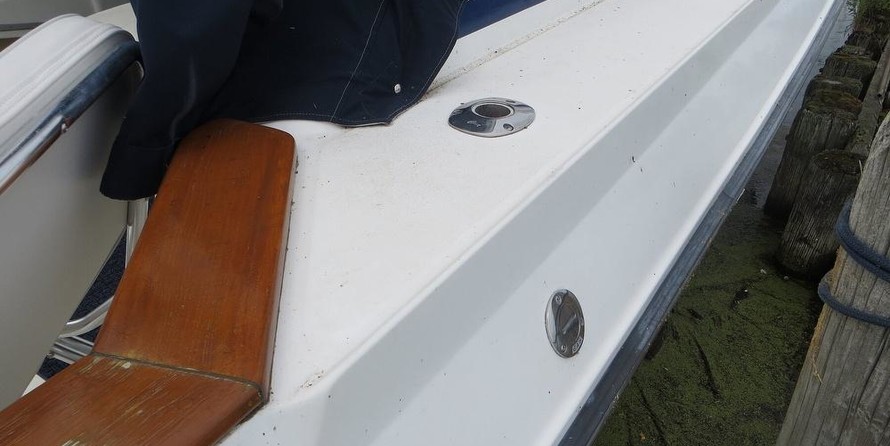 Sea ray 390 express cruiser