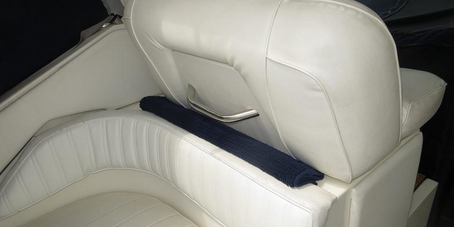 Sea ray 390 express cruiser