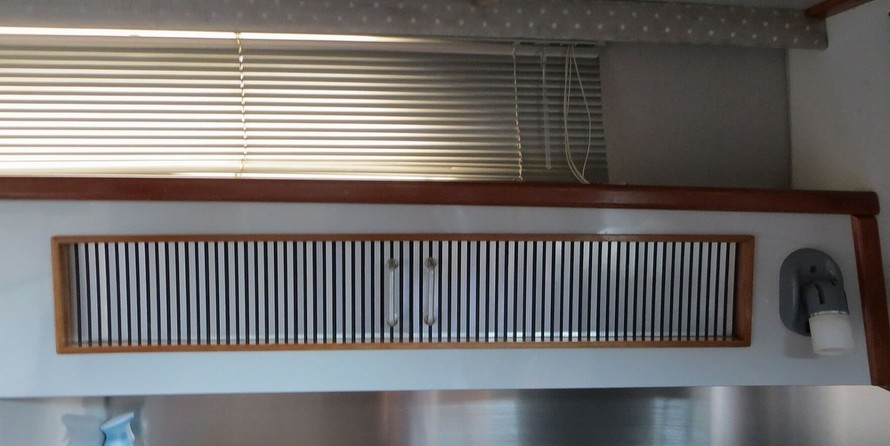 Sea ray 390 express cruiser