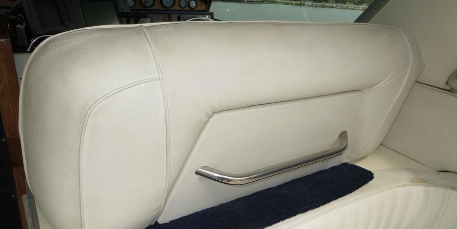 Sea ray 390 express cruiser