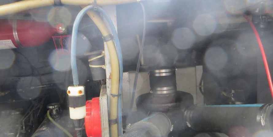 Sea ray 390 express cruiser