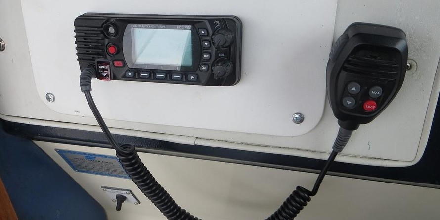 Sea ray 390 express cruiser