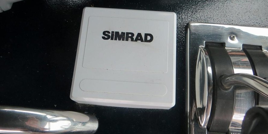 Sea ray 390 express cruiser