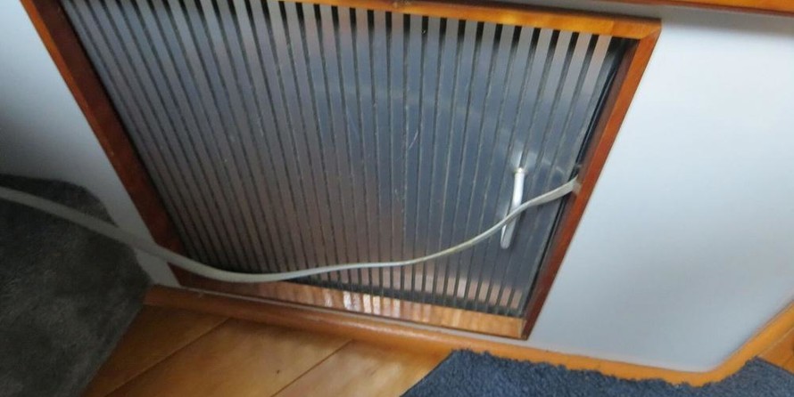 Sea ray 390 express cruiser