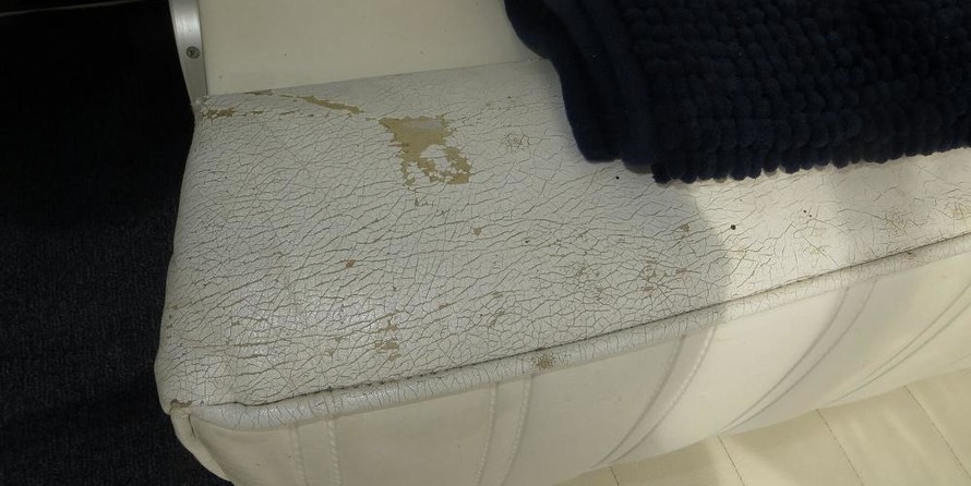 Sea ray 390 express cruiser