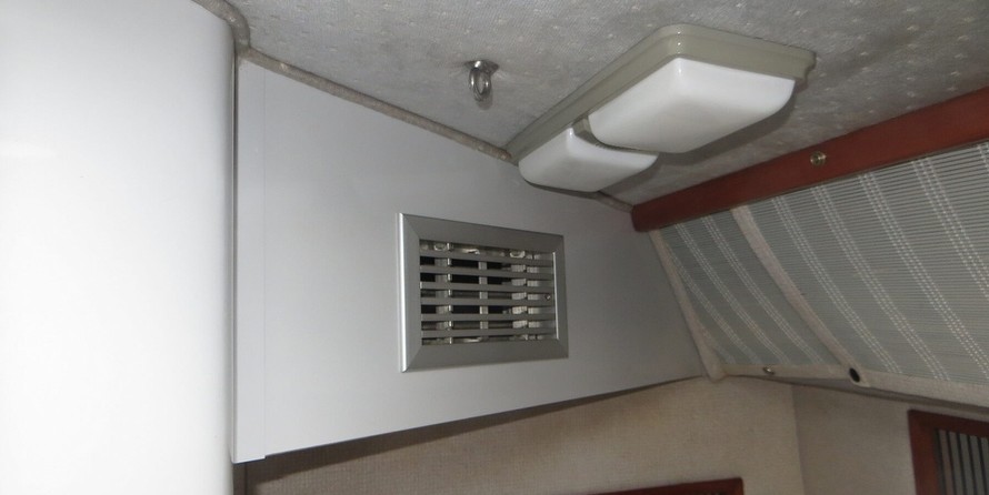 Sea ray 390 express cruiser