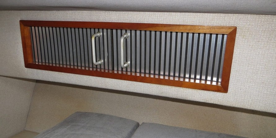 Sea ray 390 express cruiser