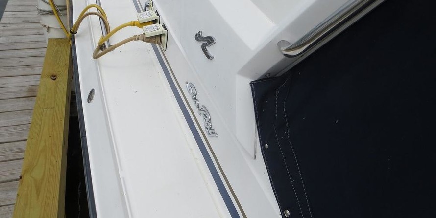 Sea ray 390 express cruiser