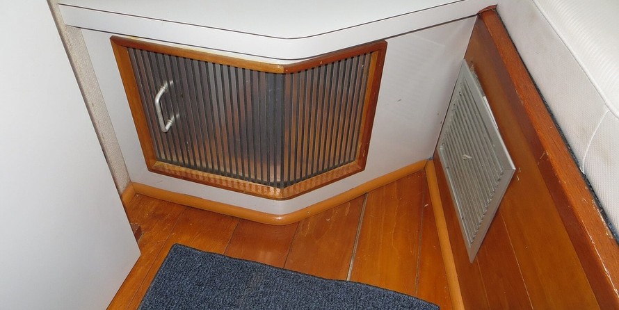 Sea ray 390 express cruiser