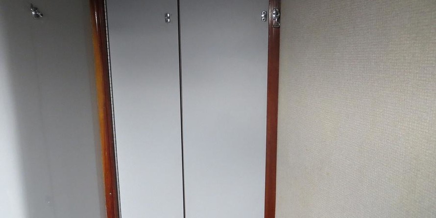 Sea ray 390 express cruiser