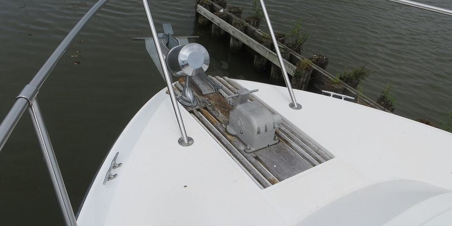 Sea ray 390 express cruiser