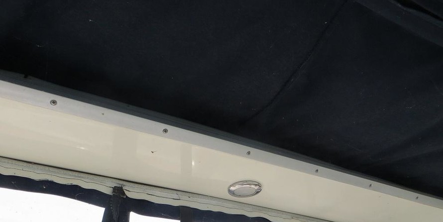 Sea ray 390 express cruiser