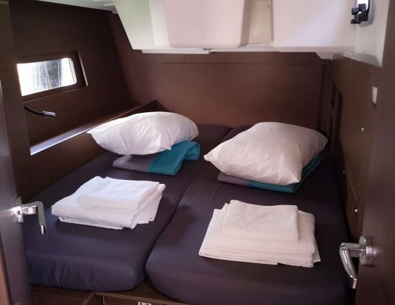 Beneteau Oceanis 46.1