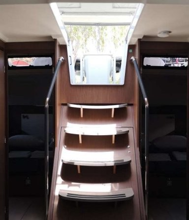 Beneteau Oceanis 51.1