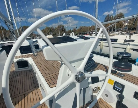 Beneteau Oceanis 51.1