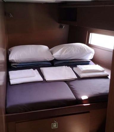 Beneteau Oceanis 51.1