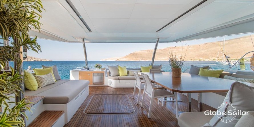 Fountaine Pajot Alegria 67