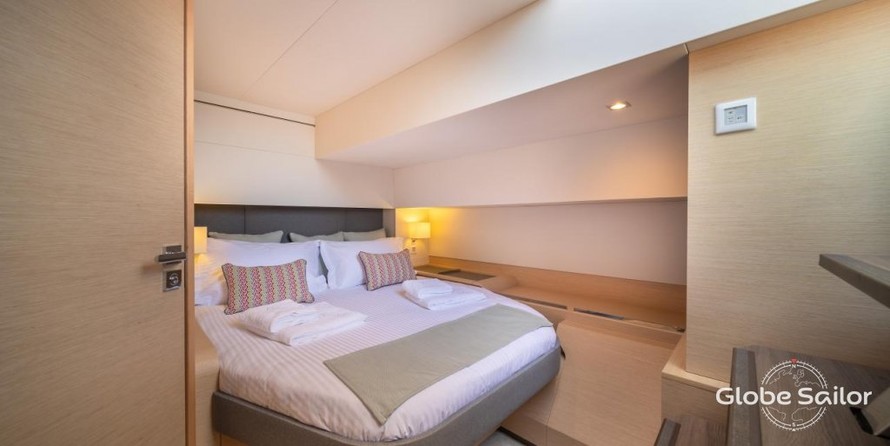 Fountaine Pajot Alegria 67