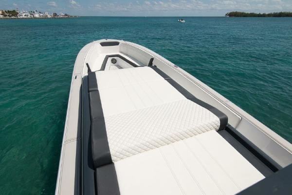 Custom CSR Powerboats V53