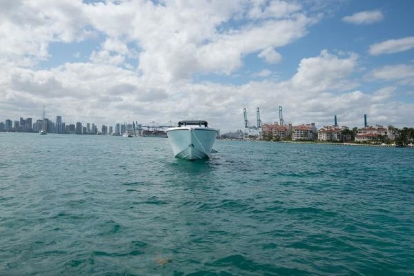 Custom CSR Powerboats V53