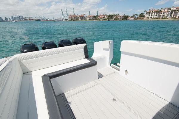 Custom CSR Powerboats V53