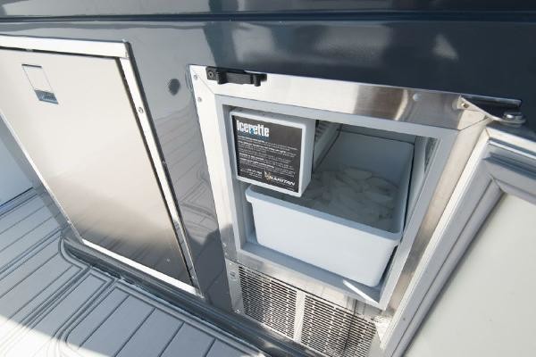 Custom CSR Powerboats V53