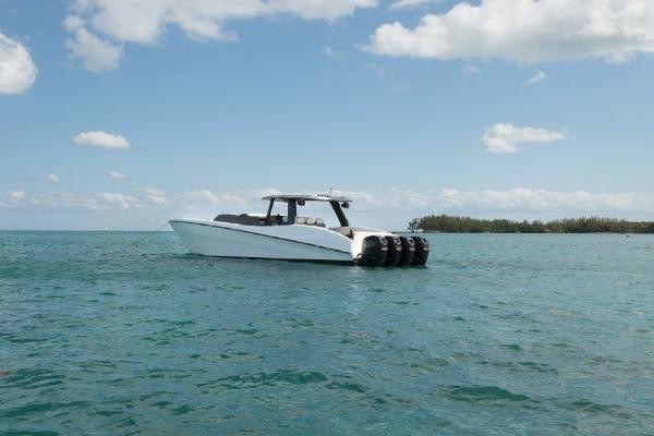 Custom CSR Powerboats V53