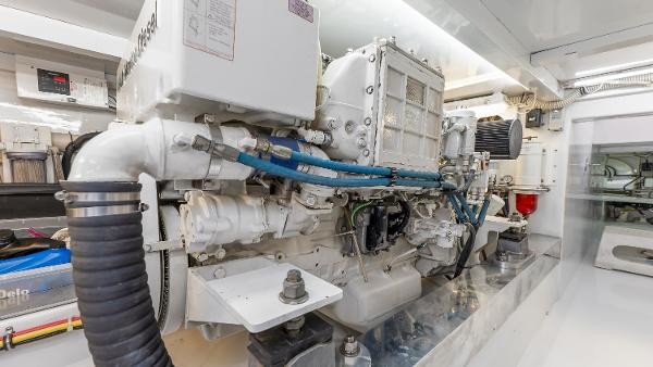 Silverton 50 Convertible