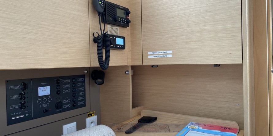 Beneteau Oceanis 38.1