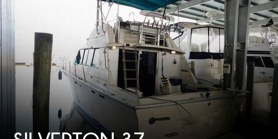 Silverton 37 Convertible