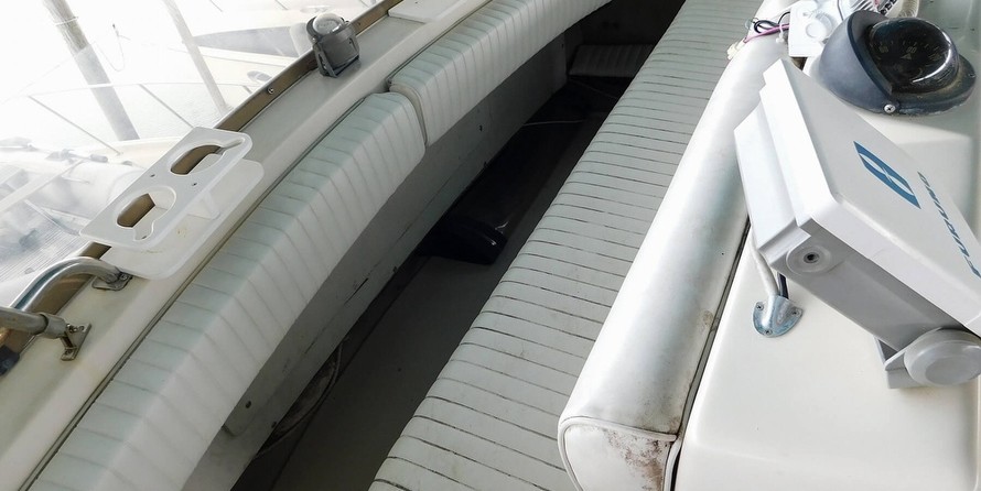 Silverton 37 Convertible