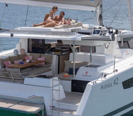 Fountaine Pajot Astréa 42