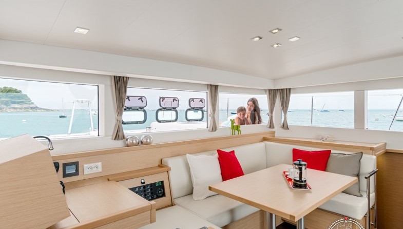 Lagoon 40 Motor Yacht