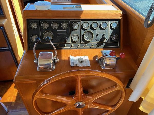 Ocean Alexander 390 Sundeck