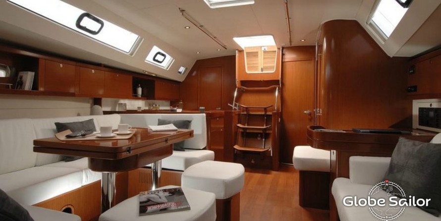 Beneteau Oceanis 48
