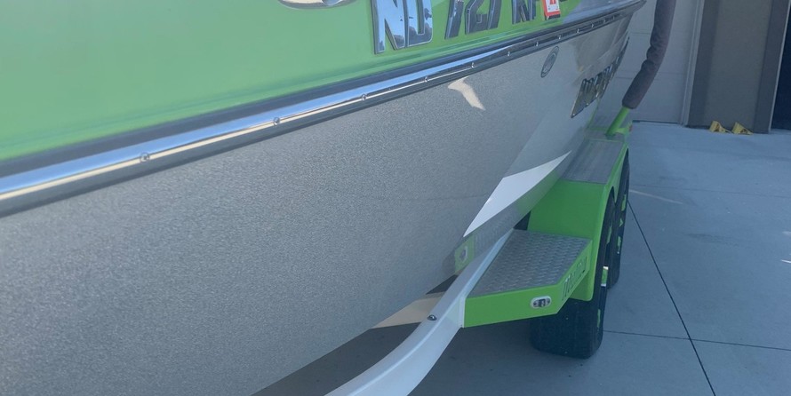 Malibu Wakesetter 22 MXZ