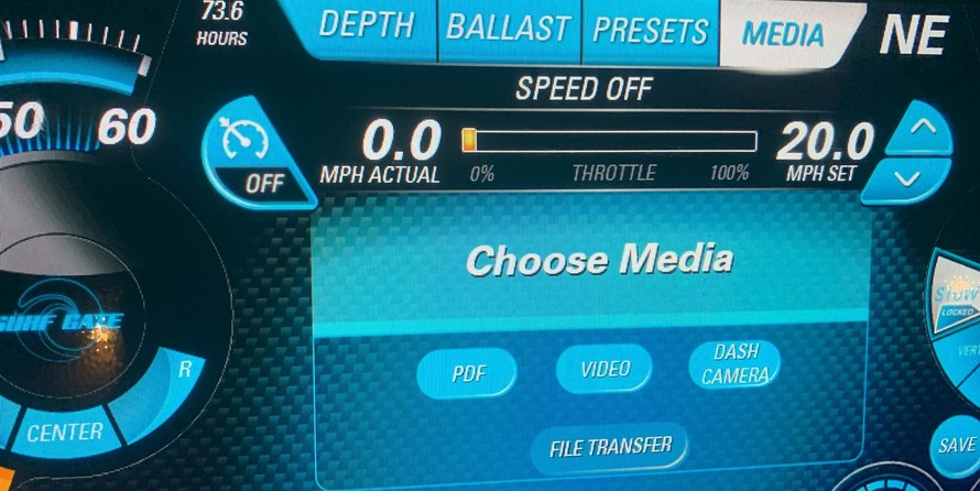 Malibu Wakesetter 22 MXZ