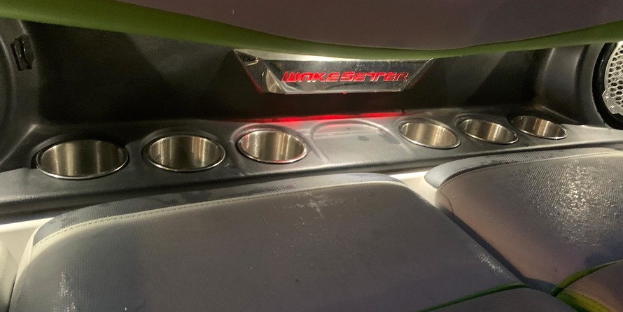 Malibu Wakesetter 22 MXZ