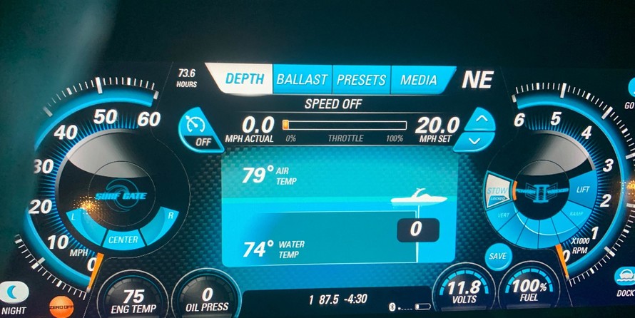 Malibu Wakesetter 22 MXZ