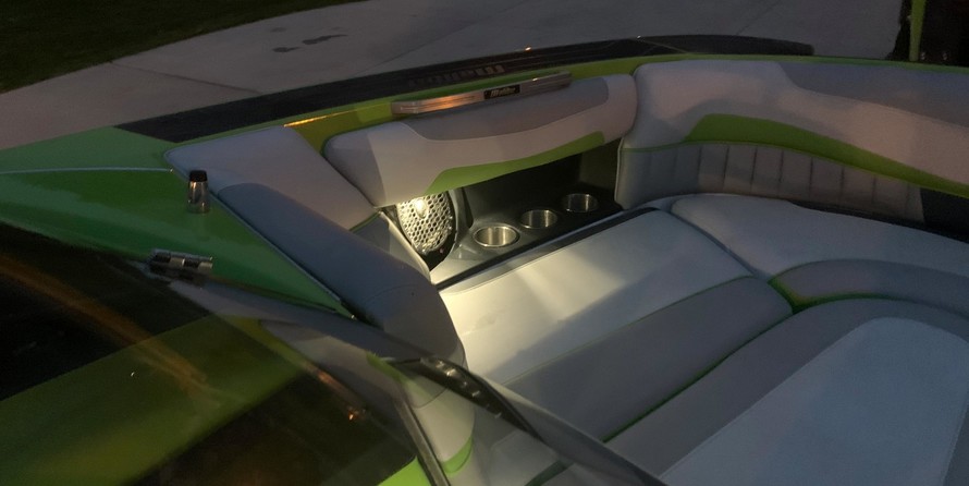 Malibu Wakesetter 22 MXZ