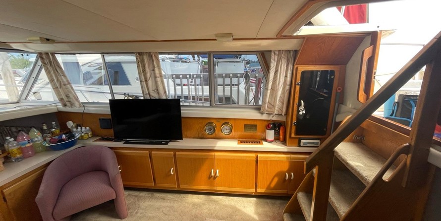 Silverton 40 Motor Yacht