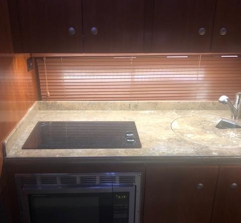 Cruisers Yachts 460 Express