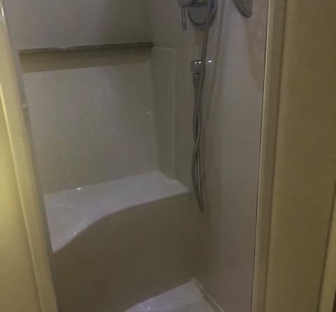 Cruisers Yachts 460 Express