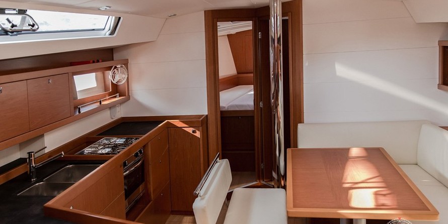 Beneteau Oceanis 45
