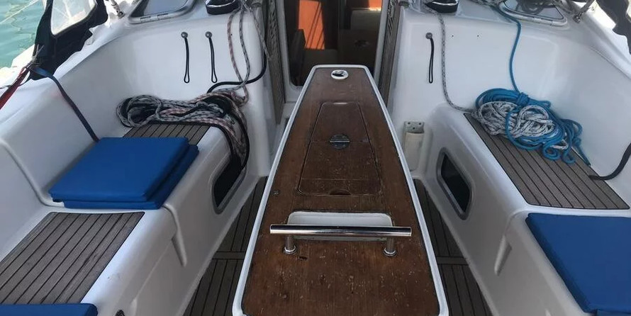 Oceanis 43