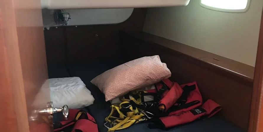 Oceanis 43