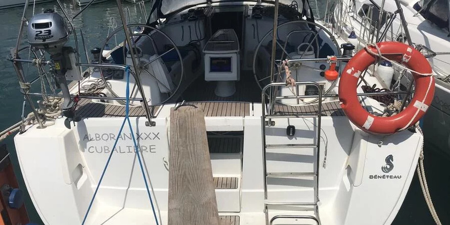Oceanis 43